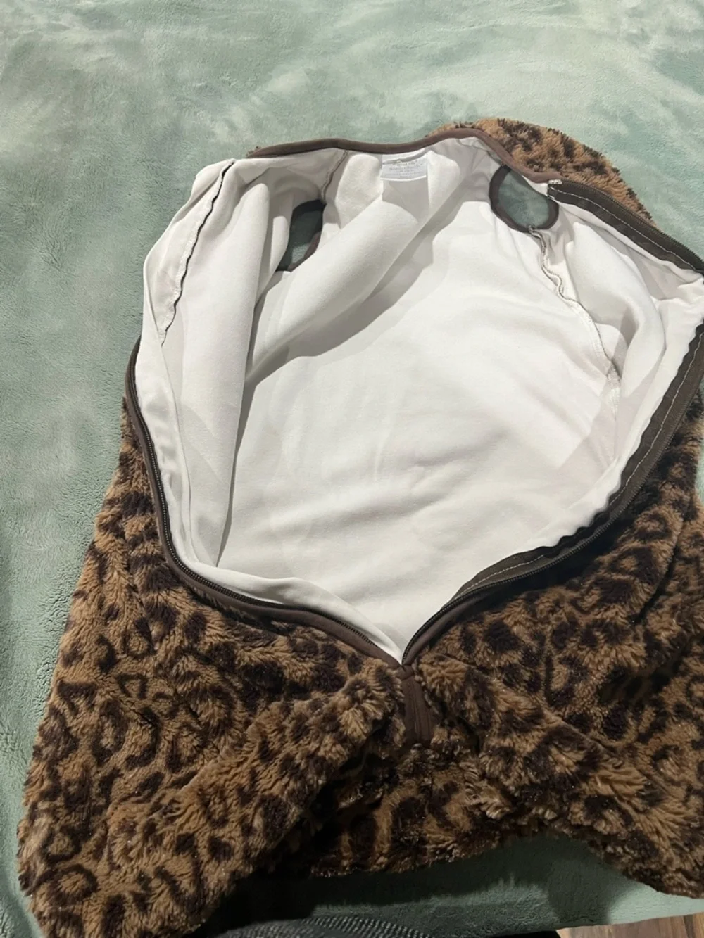 Halo Leopard Print Fleece Sleep SackExclusive for Pottery Barn EUC Size S 0-6 mo